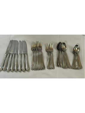 Gorham Melon Bud Frosted 18/10 Stainless Flatware 37 Pc Set Service for 8